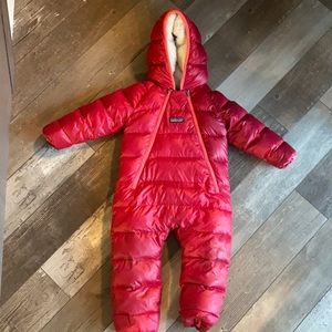 Patagonia bunting 6-12 months.